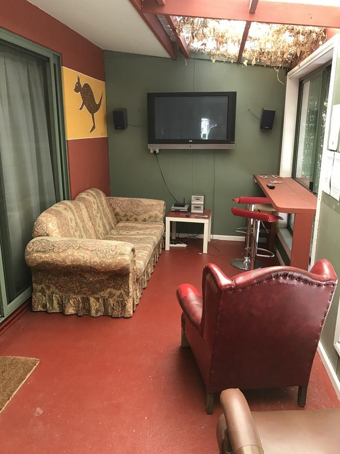 Tim'S Place Hostel Halls Gap Exterior foto